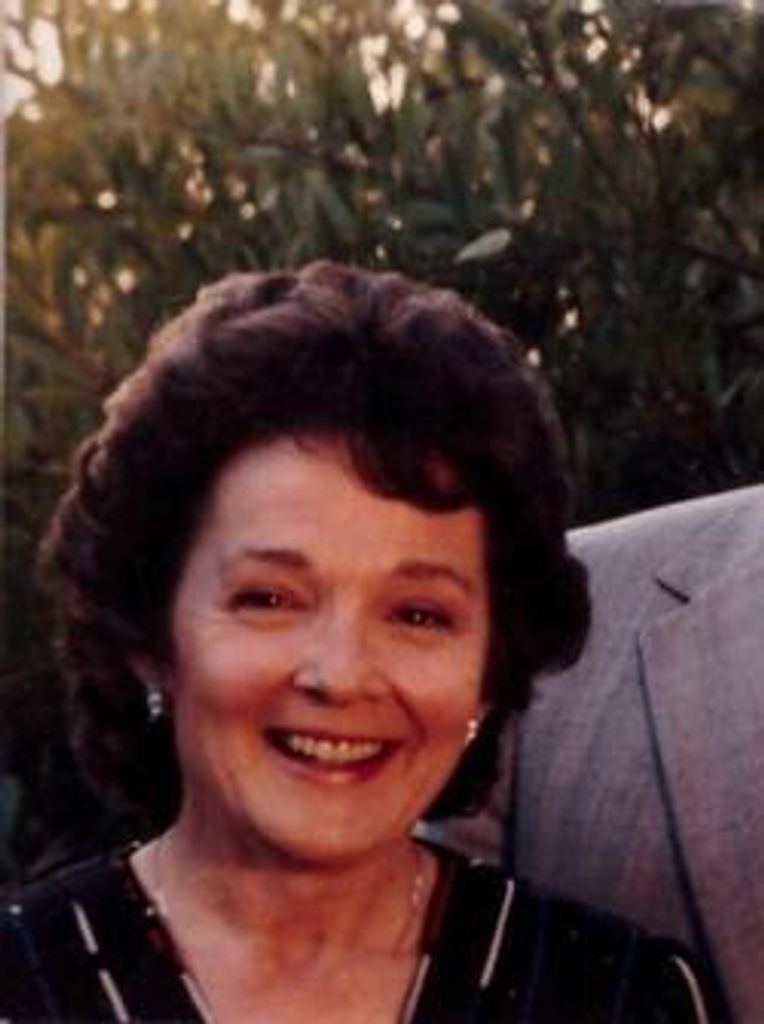 Nancy Lee Snyder