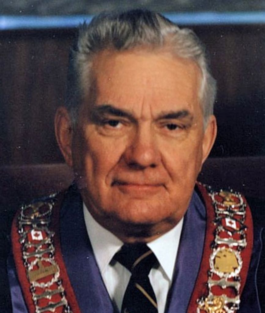 Stewart Mannerow Fisher