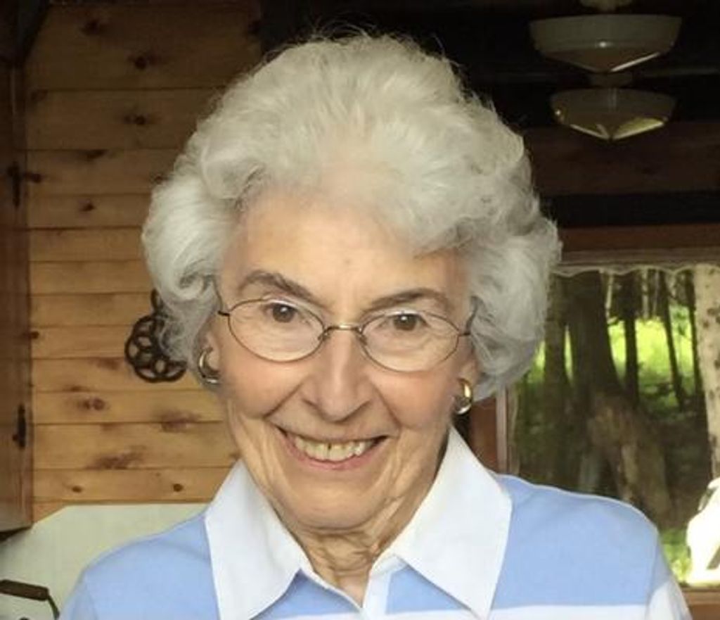 Elizabeth Mary (Davignon) Denning Profile Photo