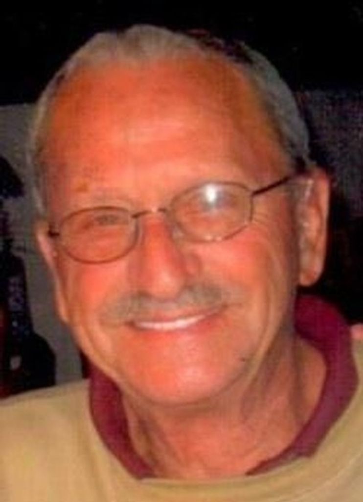 Lamar "Smitty" Helmuth