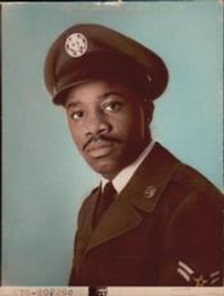 Vanryne O Somme, Jr.