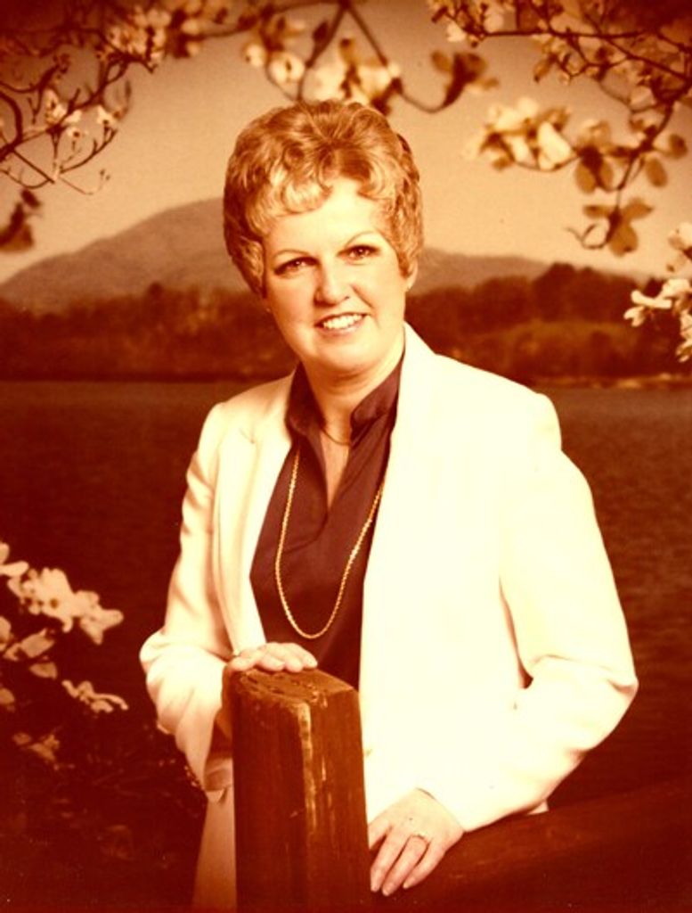 Elizabeth Ann Pieberhofer Profile Photo