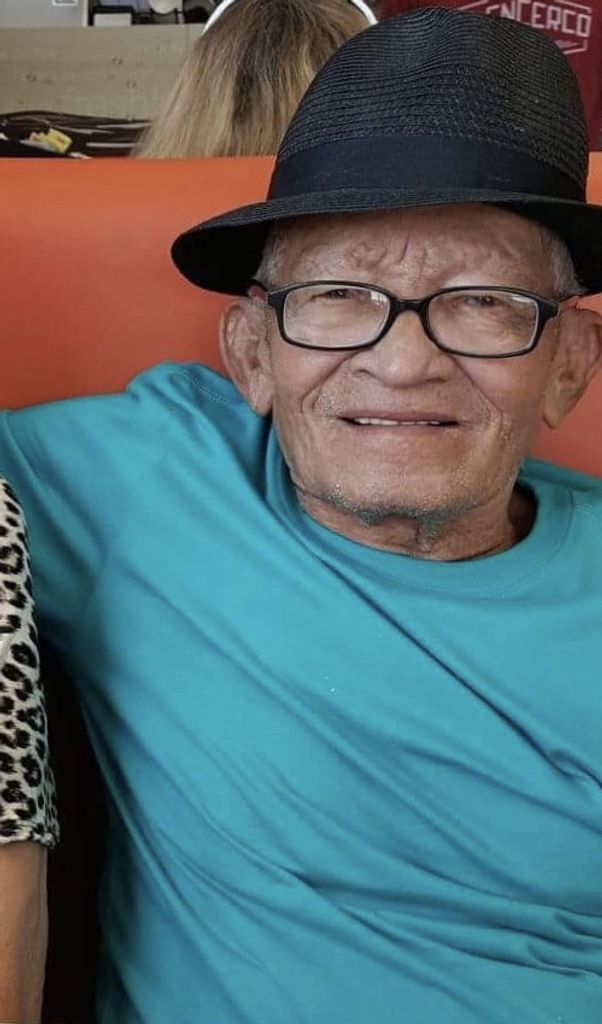 Hipolito Reyes Profile Photo