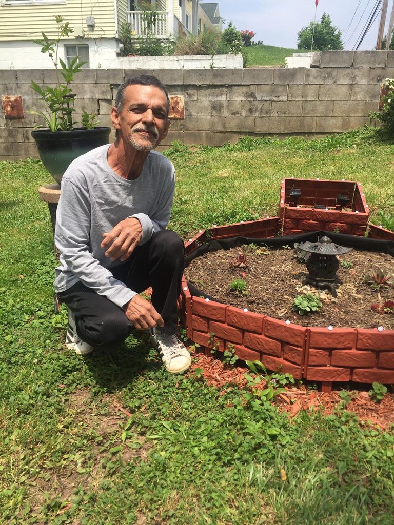 Jorge L Quiles