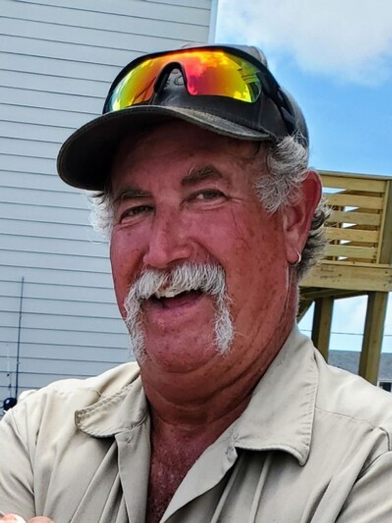 Stuart Mckenzie Whitehair Profile Photo