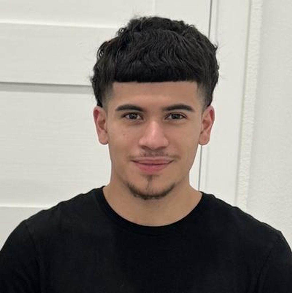 Anthony Isaiah Fernandez Profile Photo