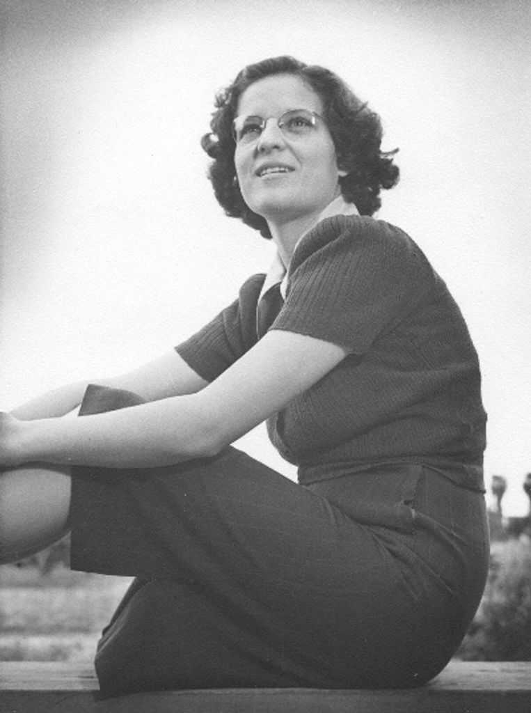 Lois Maynell Frisbee