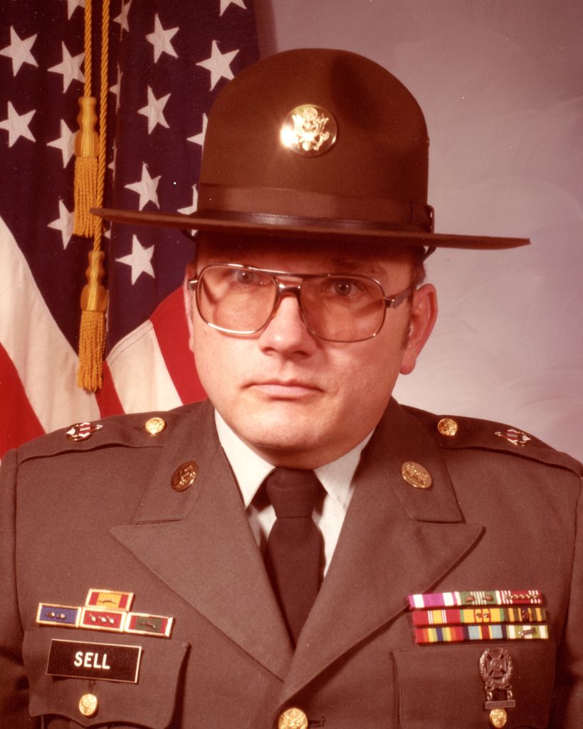Robert W. Sell Profile Photo