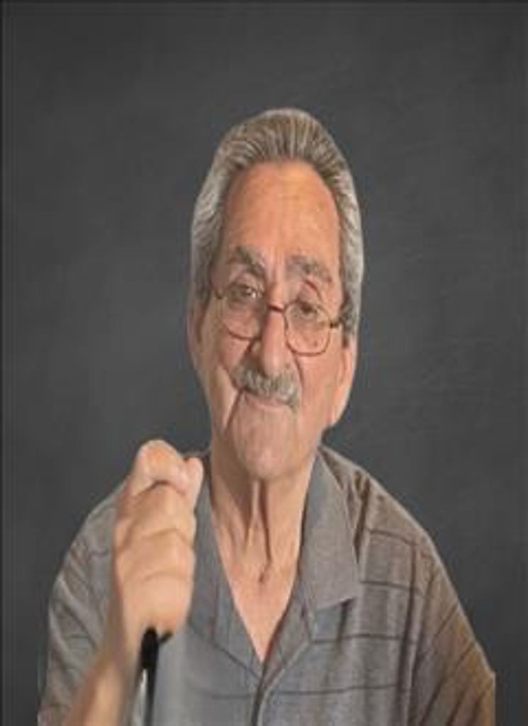Paulo L Flores Sr