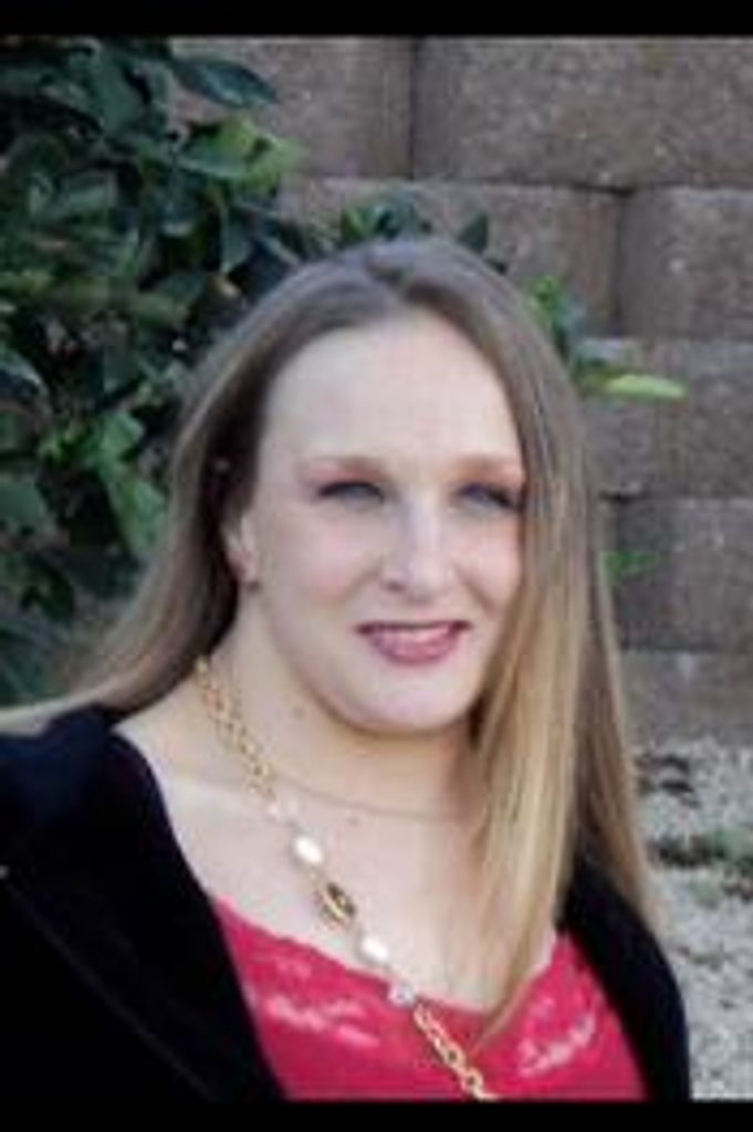 Lisa Marie Cox Profile Photo