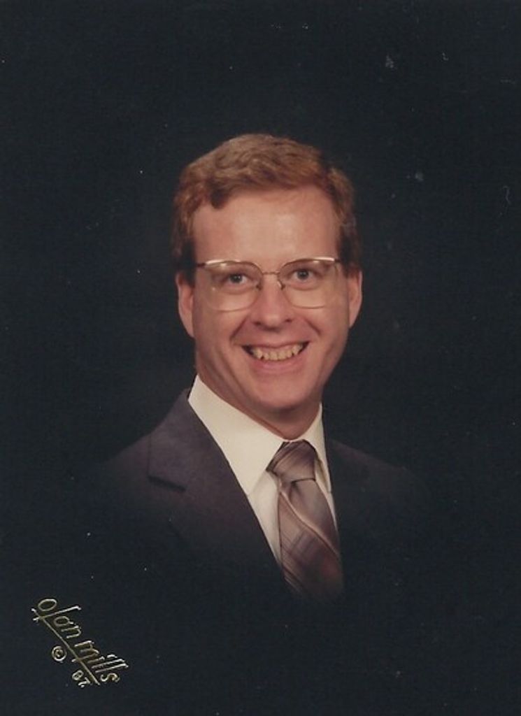 Dr. Thomas Richard Macmillan Profile Photo