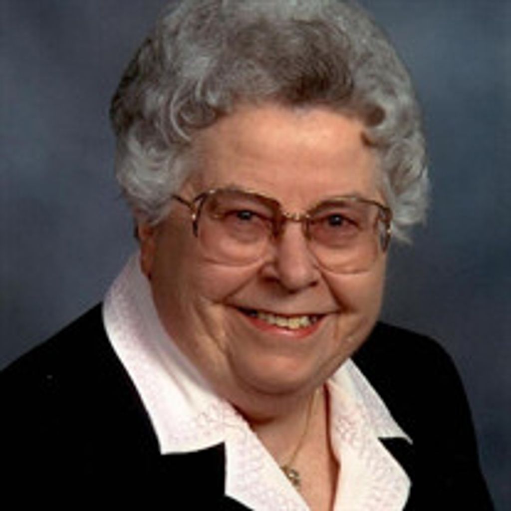 Doris Holt Wallace