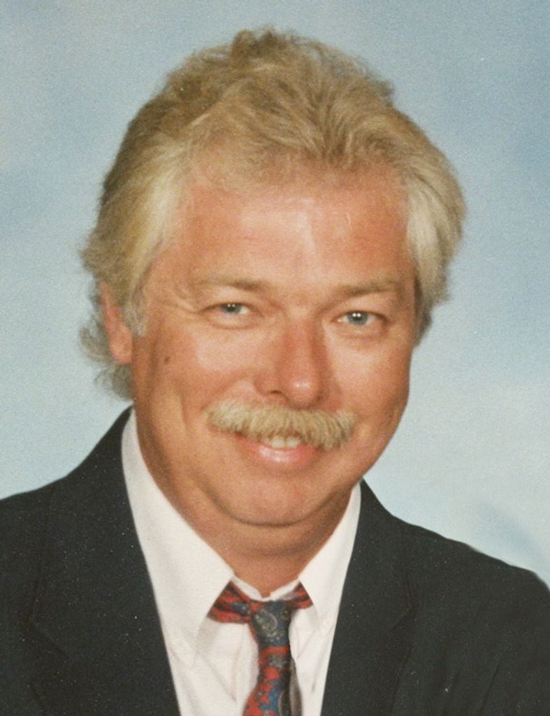 Frank Earl Brakenwagen Profile Photo