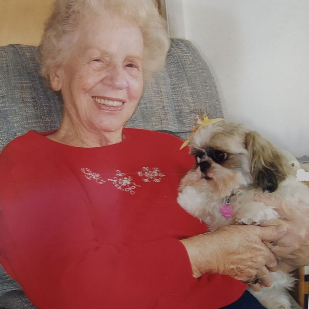 Joyce Ileen Outland Profile Photo