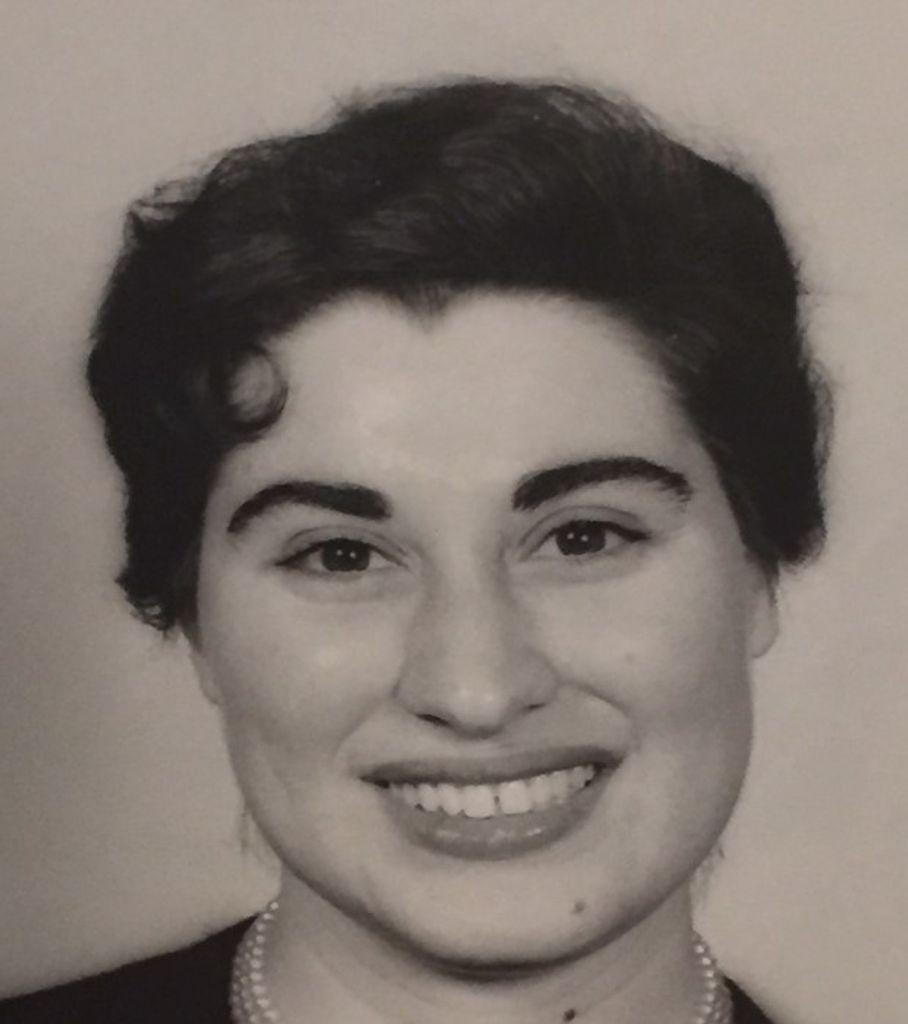 Teresa M Quartarella
