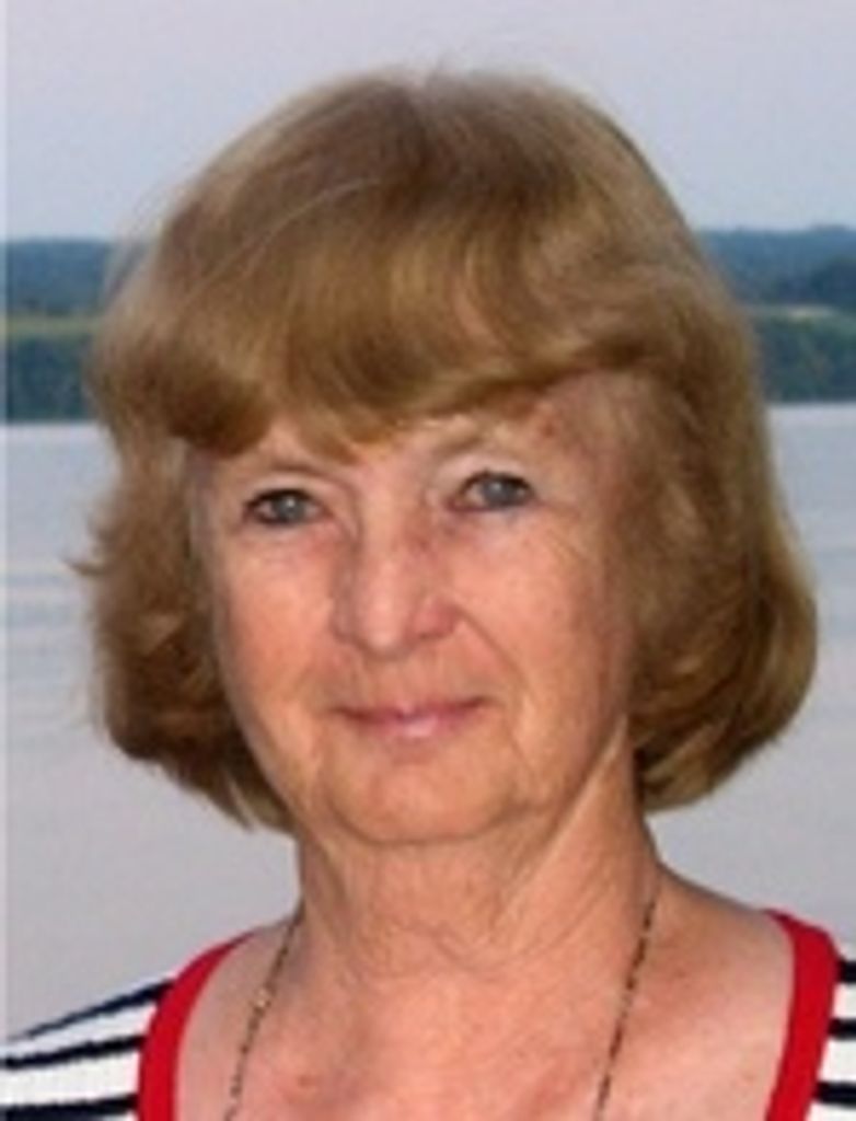 Peggy  E. (Kirker)  Niles