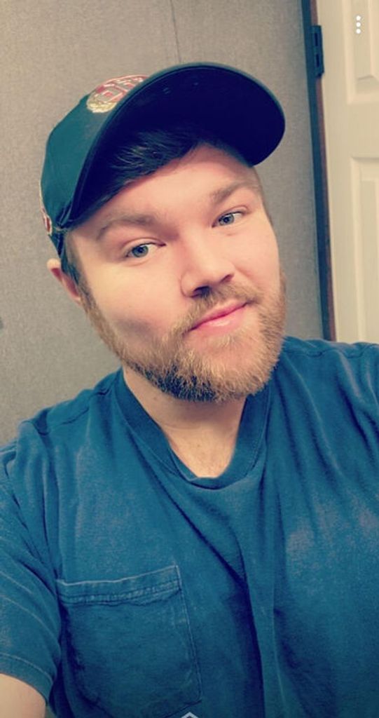 Hunter Lewis Miller Profile Photo