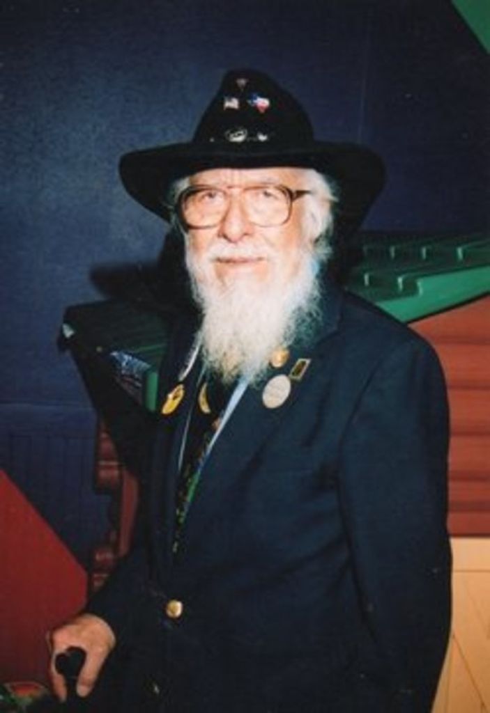 Manuel R. Landez Profile Photo