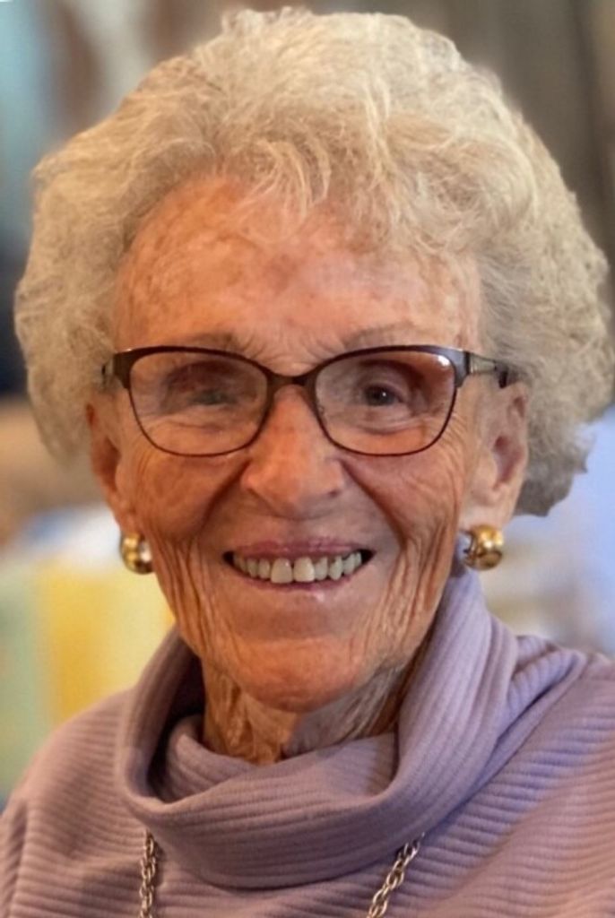 Evelyn Davis