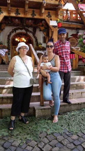 Stela Cristea photo gallery thumbnail 9 of 29