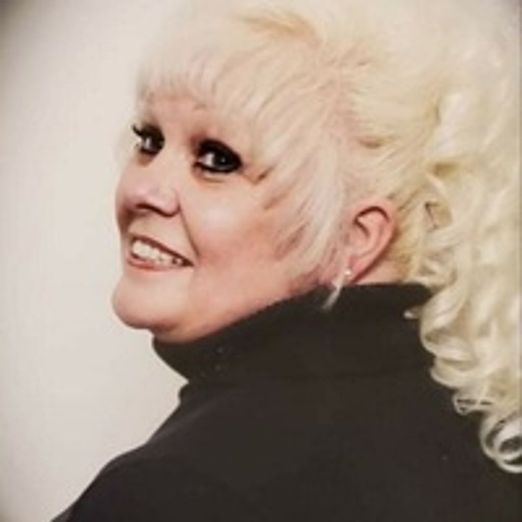 Alice Perry Profile Photo