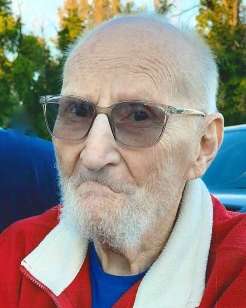 Louis Cascanett Profile Photo