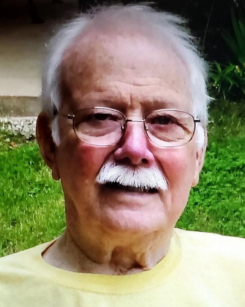 Richard Lewis Hamill Profile Photo