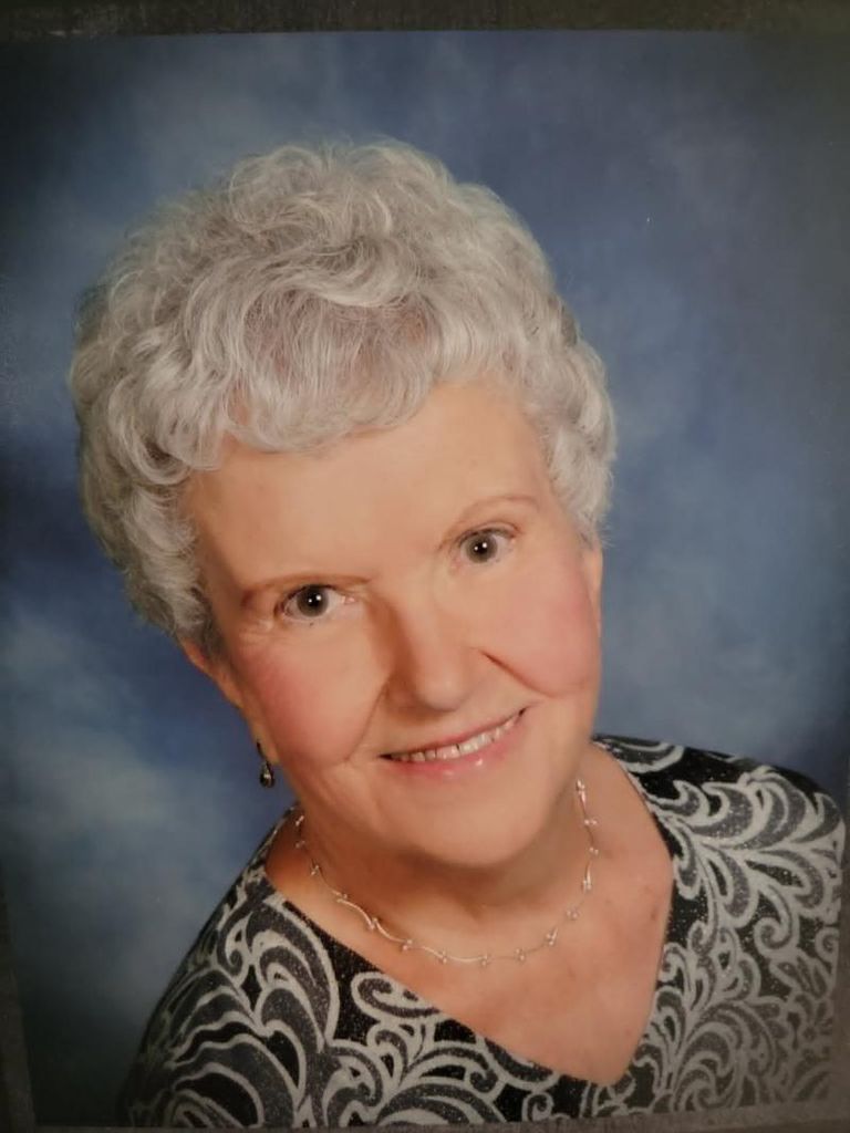 Marilyn Joan Miller Profile Photo