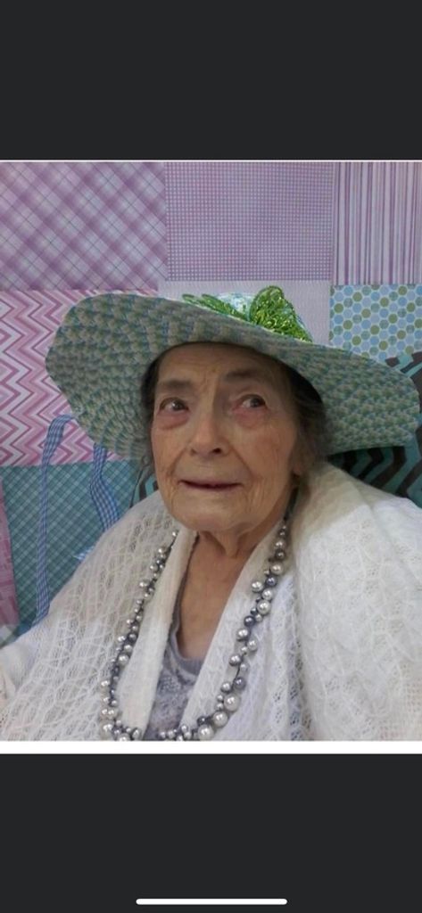 Evelyn Pauline Walker Profile Photo