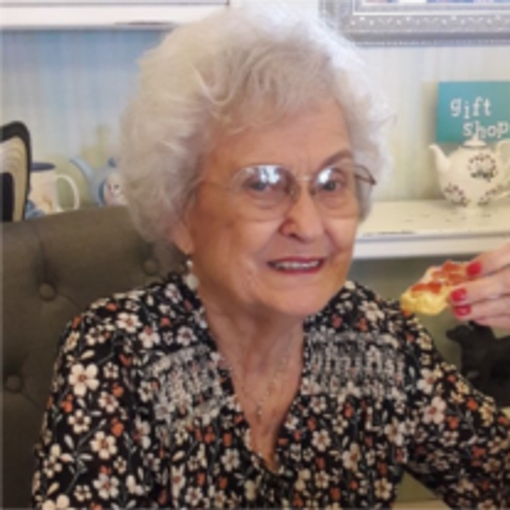 Beverly Mae Stuart