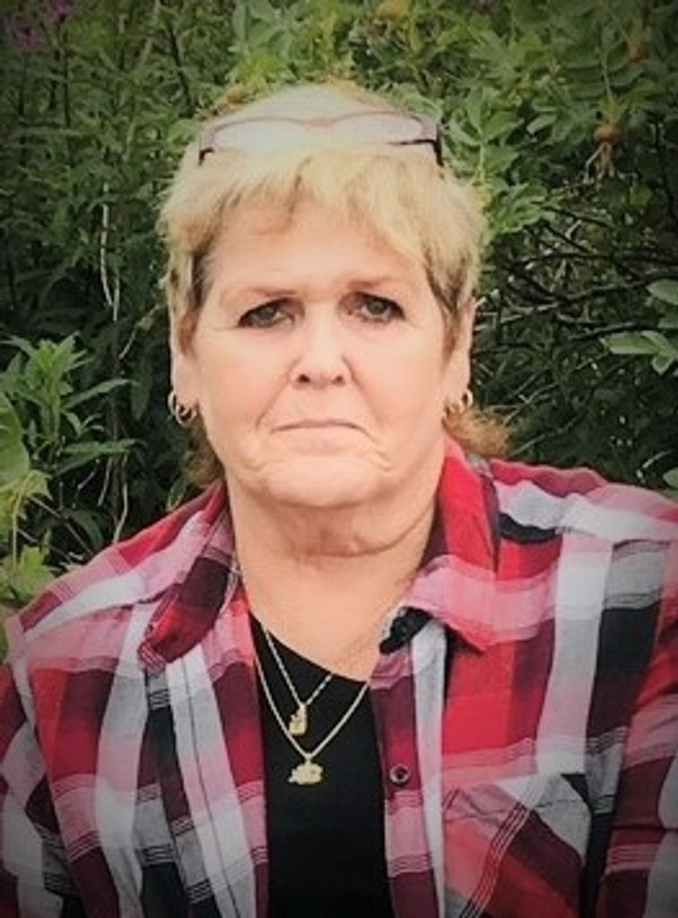Linda (Hardee)  Elsmere
