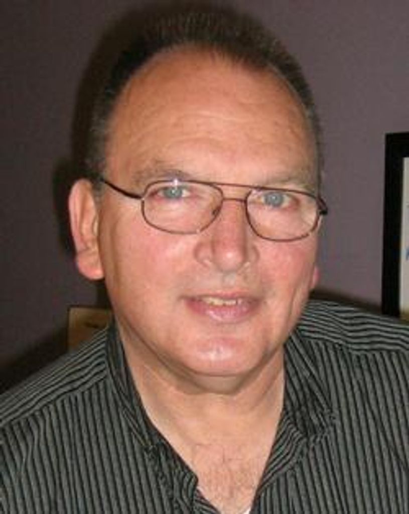 Charles Robert "Chuck" "Papa" Cochran