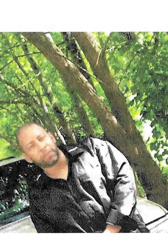 Timothy Lewis Profile Photo