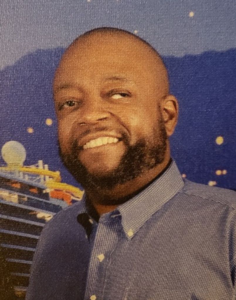 Darrick Leroy Savage Profile Photo