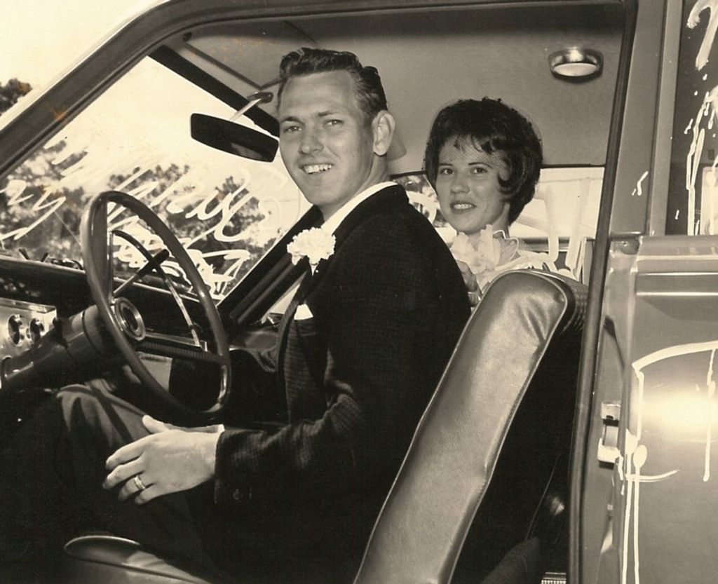 Edna "Sandy" Alice Moffitt Newman