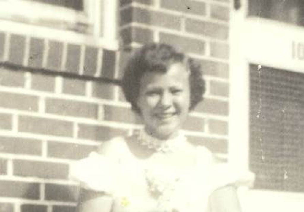Mary Louise White Profile Photo