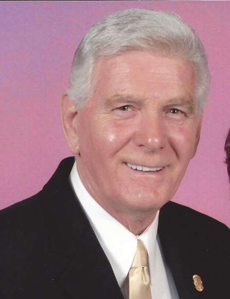Willis Schonowski, Sr.