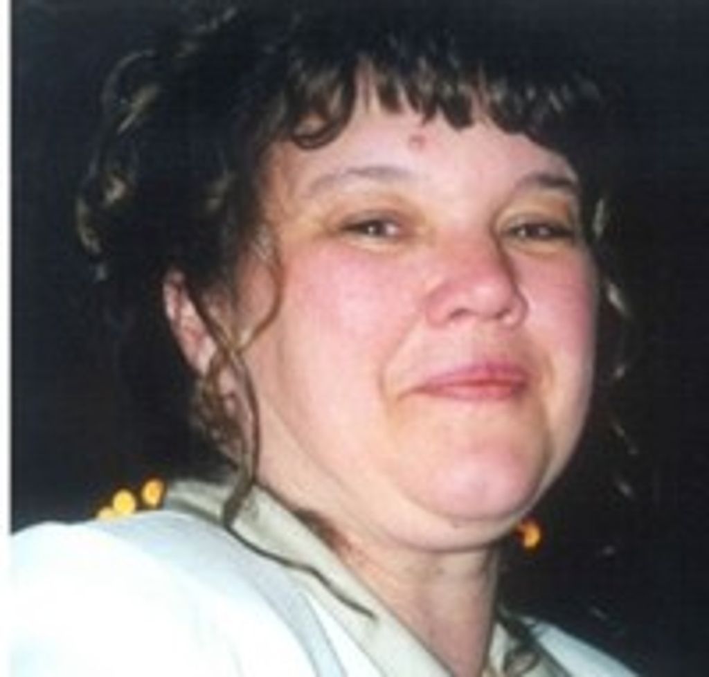 Donna M Pelton