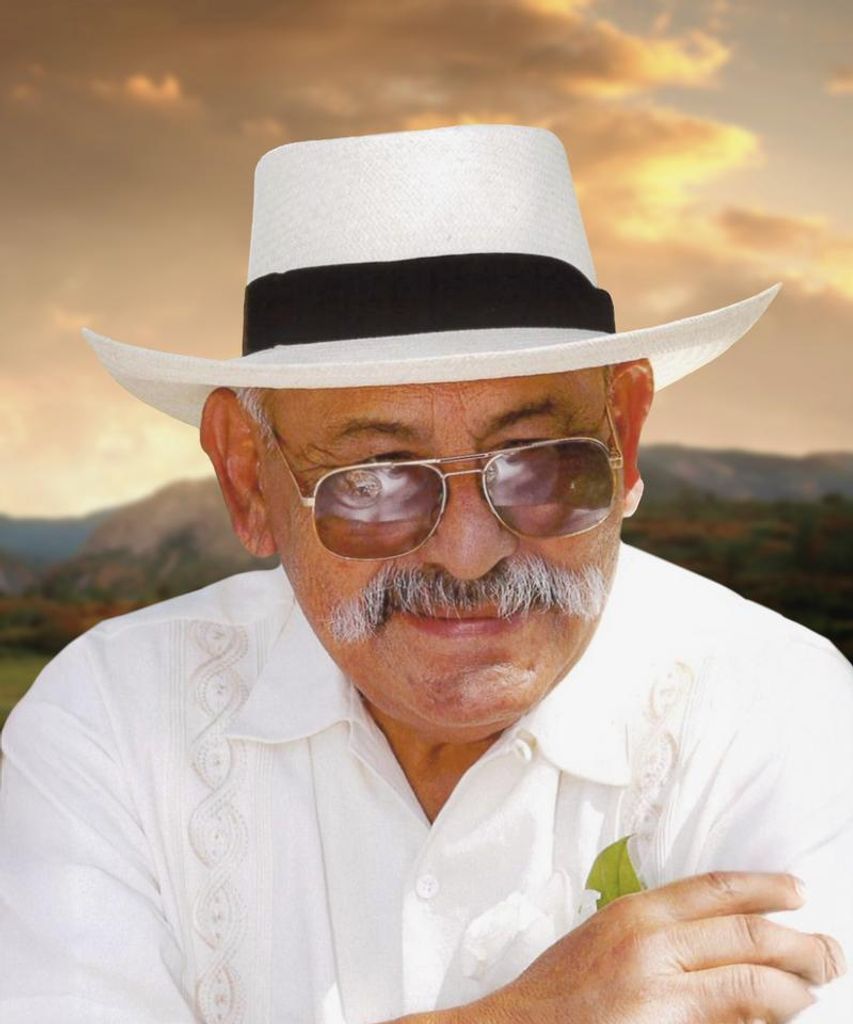 Ruben Villa Tovar Profile Photo