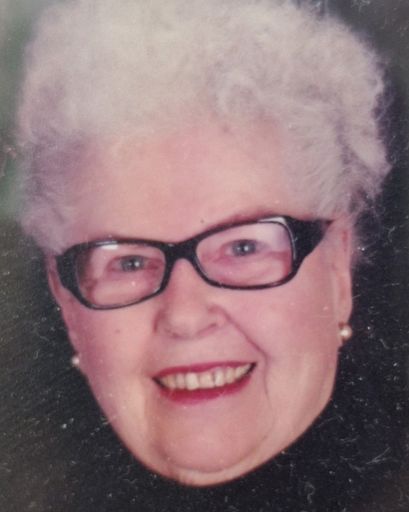 Betty Lou Karl's obituary image
