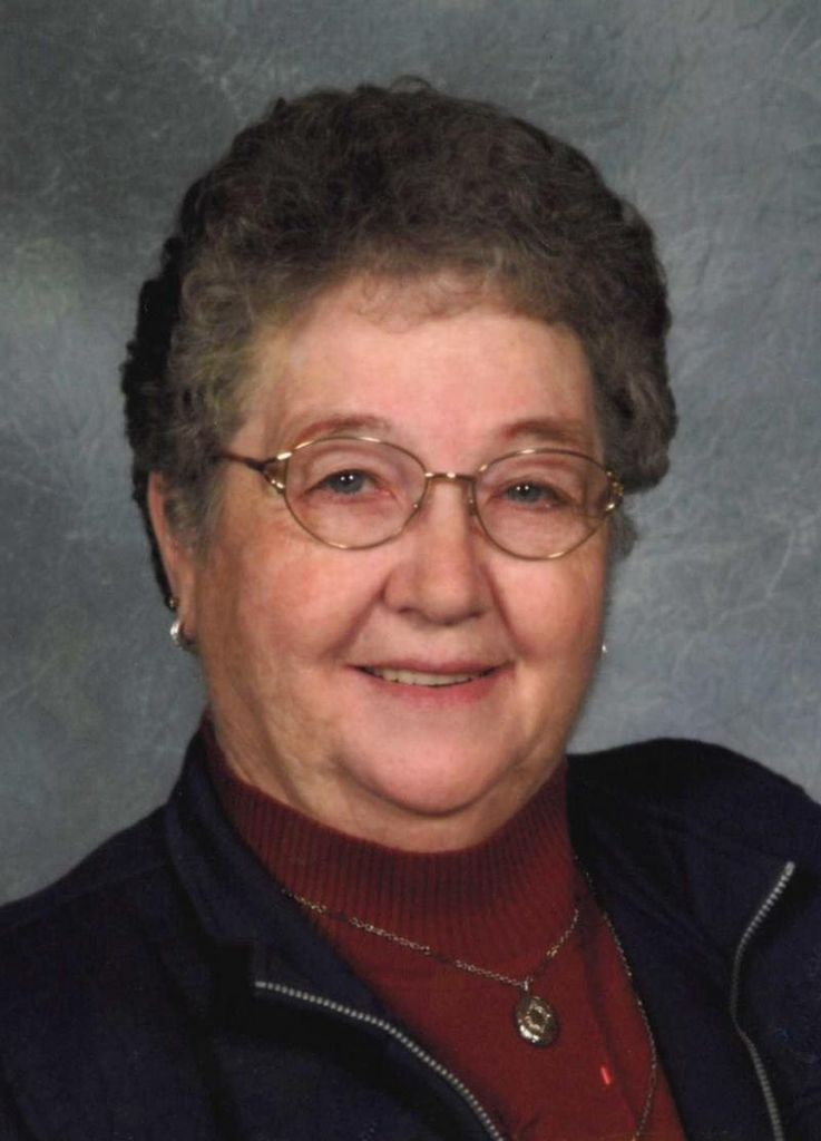 Mavis Wolf Profile Photo