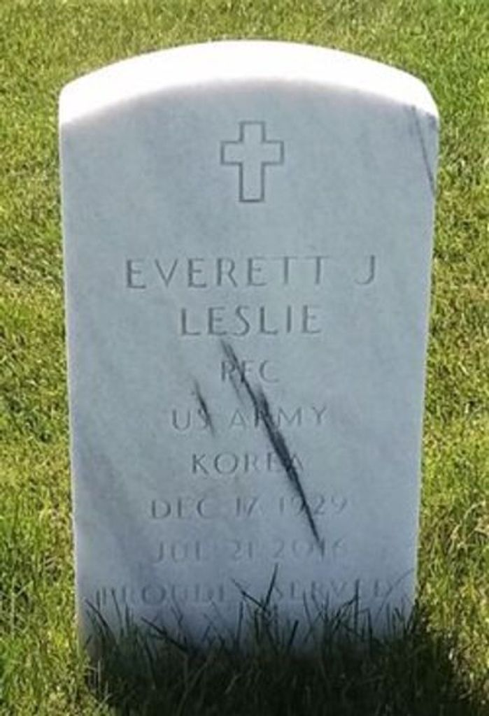 Everett John Leslie