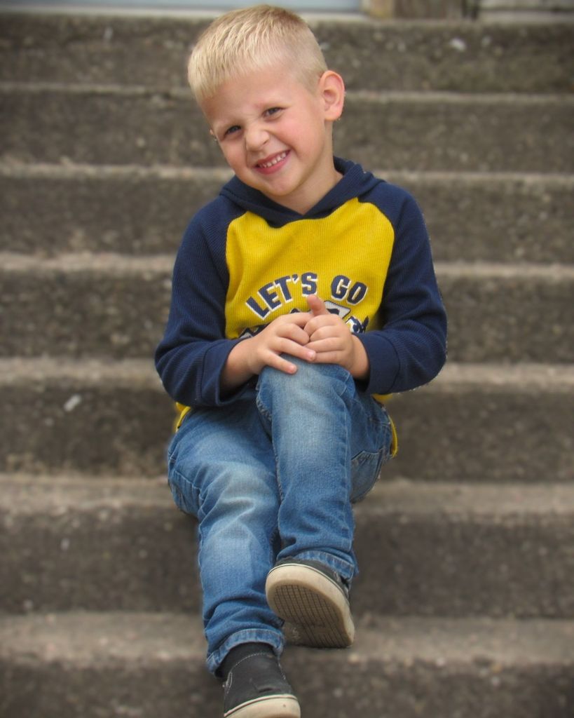 Ezra Jon Bakker