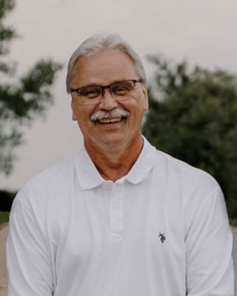 Daniel "Dan" Onchuck Profile Photo