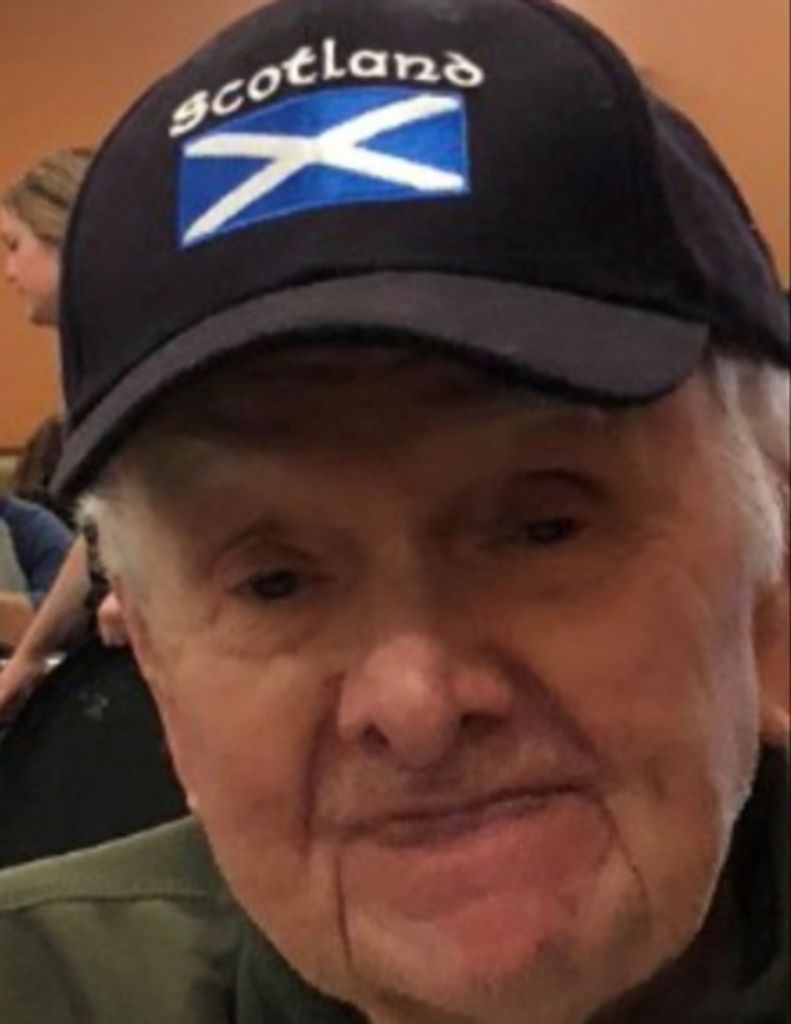 Robert Edwin "Bob" Mackenzie