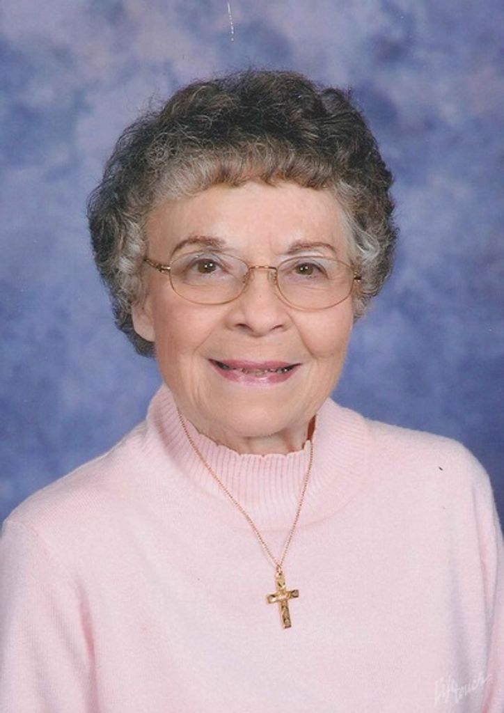 Madeleine Juliette Peters Profile Photo