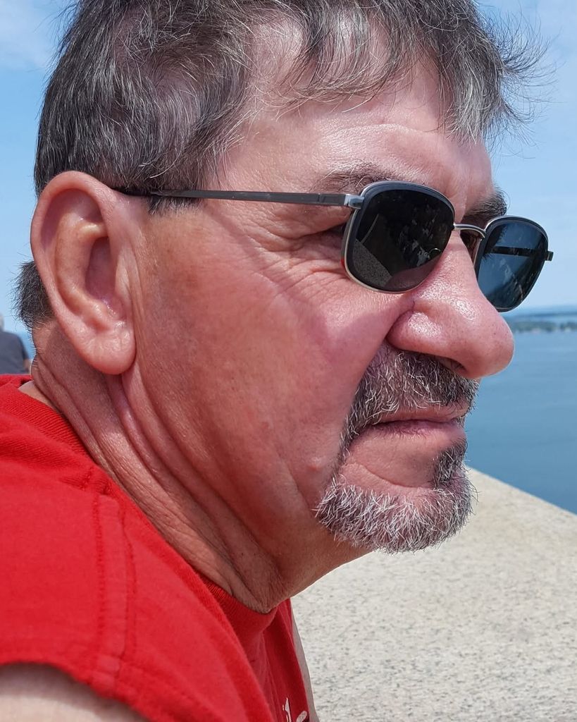 Thomas Robert Ott Profile Photo