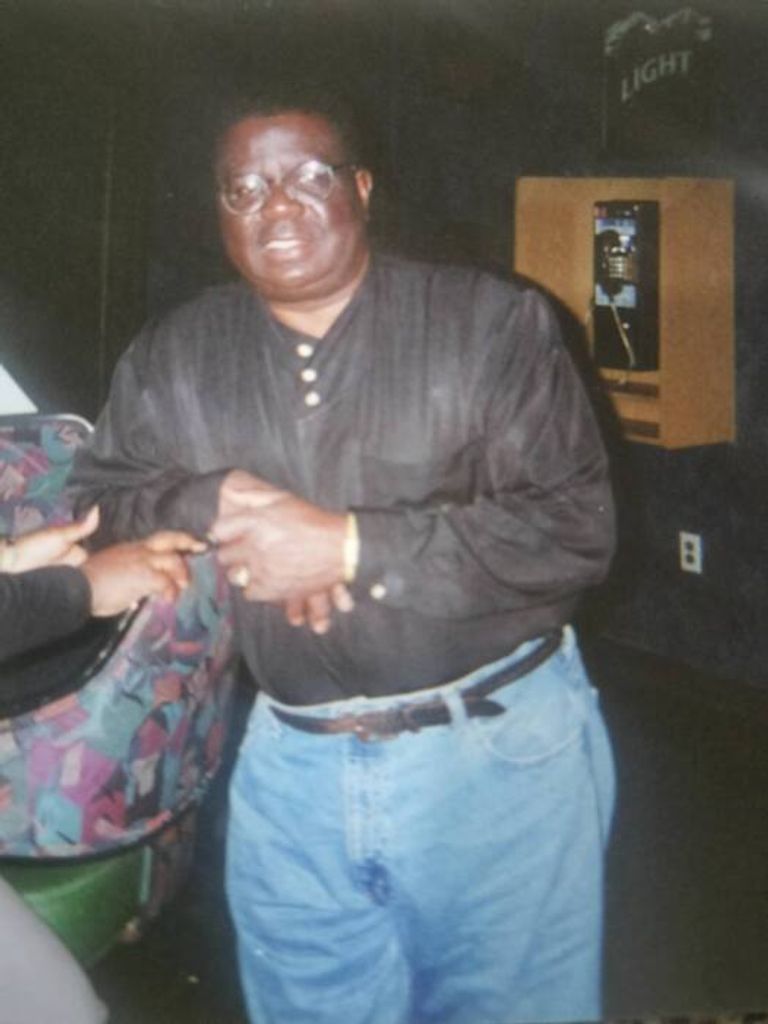 Eoles Burist, Sr.