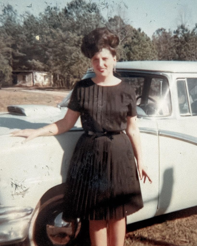 Mrs. Carolyn Lee Low Howell