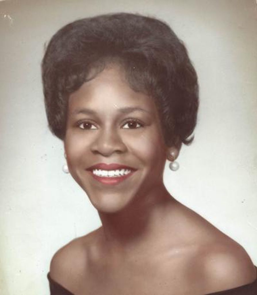 Mae Vinnie Rucker Profile Photo